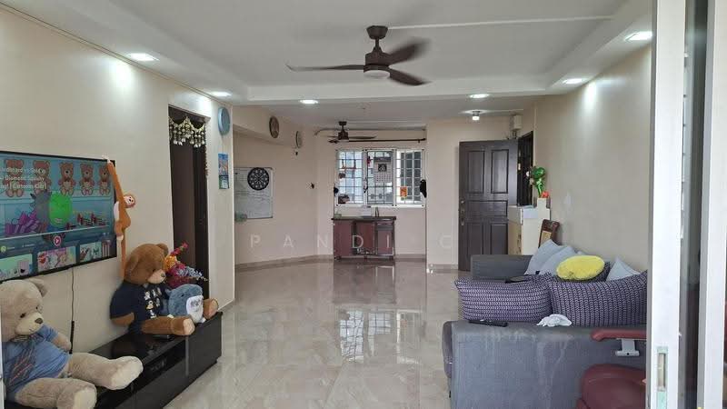 289 Tampines Street 22, 289 Tampines Street 22, Pasir Ris / Tampines, 3 Bedrooms, 1,356 sqft, HDB Flat For Sale, by Pandi C, 500288419 - Living Room - PropertyGuru.com.sg