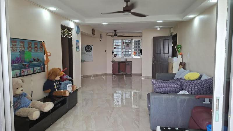 289 Tampines Street 22, 289 Tampines Street 22, Pasir Ris / Tampines, 3 Bedrooms, 1,356 sqft, HDB Flat For Sale, by Pandi C, 500288419 - Living Room - PropertyGuru.com.sg