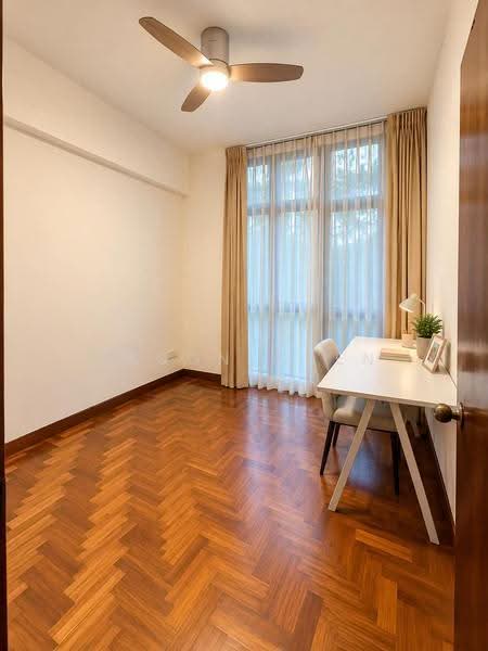 East Meadows, 32 Tanah Merah Kechil Road, Bedok / Upper East Coast, 4 Bedrooms, 1,475 sqft, Condominium For Sale, by Jason Chen, 500288420 - Bedroom 3 - PropertyGuru.com.sg