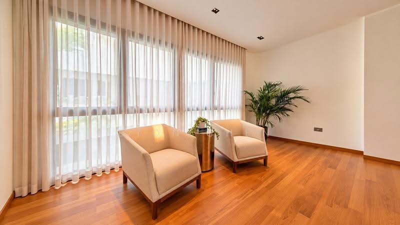 Brand New Freehold Detached @ Siglap (Avant Garde), Siglap Road, East Coast / Marine Parade, 5 Bedrooms, 9,280 sqft, Detached House For Sale, by Dion Chen, 500288423 - Family Corner - PropertyGuru.com.sg