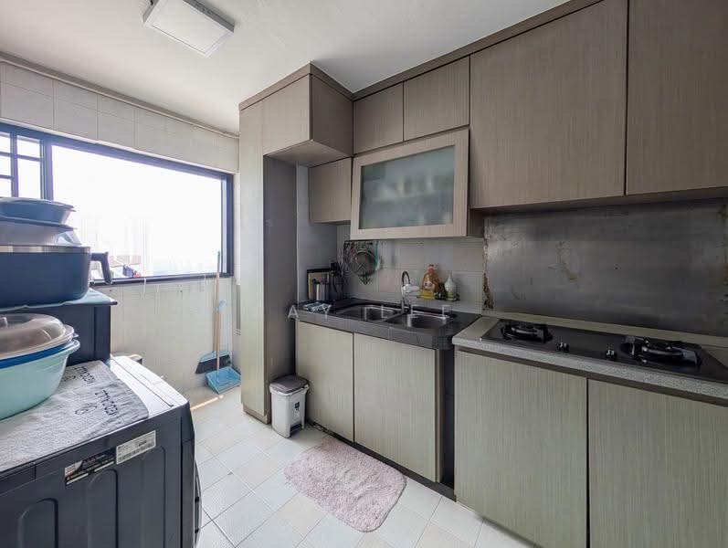 179 Toa Payoh Central, 179 Toa Payoh Central, Balestier / Toa Payoh, 3 Bedrooms, 904 sqft, HDB Flat For Sale, by Ray Lee, 500288435 - Kitchen - PropertyGuru.com.sg
