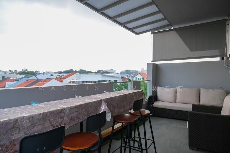 Opera Estate, 32 Jalan Bangsawan, East Coast / Marine Parade, 7 Bedrooms, 5,590 sqft, Semi-Detached House For Sale, by Marcus Lim 林政宏, 500288441 - Balcony - PropertyGuru.com.sg