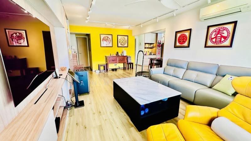 101 Ah Hood Road, 101 Ah Hood Road, Balestier / Toa Payoh, 3 Bedrooms, 1,270 sqft, HDB Flat For Sale, by Ann Teiw, 500288448 - Living Room - PropertyGuru.com.sg