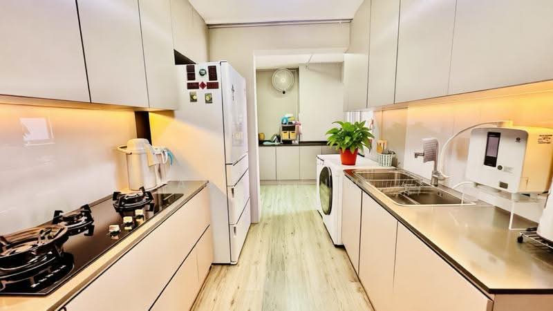 101 Ah Hood Road, 101 Ah Hood Road, Balestier / Toa Payoh, 3 Bedrooms, 1,270 sqft, HDB Flat For Sale, by Ann Teiw, 500288448 - Kitchen - PropertyGuru.com.sg