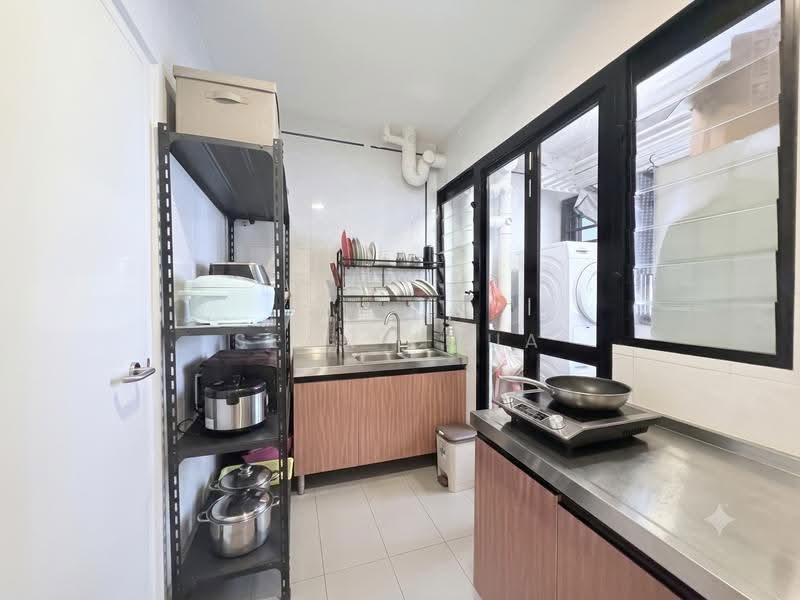115B Jalan Ayer, 115B Jalan Ayer, Eunos / Geylang / Paya Lebar, 2 Bedrooms, 743 sqft, HDB Flat For Sale, by Sean Chua, 500288452 - Functional and Separate Kitchen - PropertyGuru.com.sg