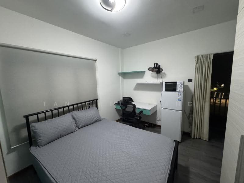 250C Compassvale Street, 250C Compassvale Street, Hougang / Punggol / Sengkang, 2 Bedrooms, 403 sqft, HDB Flat For Rent, by Tan Chee Hwang, 500288455 - Bedroom - PropertyGuru.com.sg