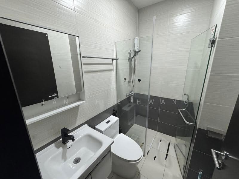 250C Compassvale Street, 250C Compassvale Street, Hougang / Punggol / Sengkang, 2 Bedrooms, 403 sqft, HDB Flat For Rent, by Tan Chee Hwang, 500288455 - Bathroom - PropertyGuru.com.sg