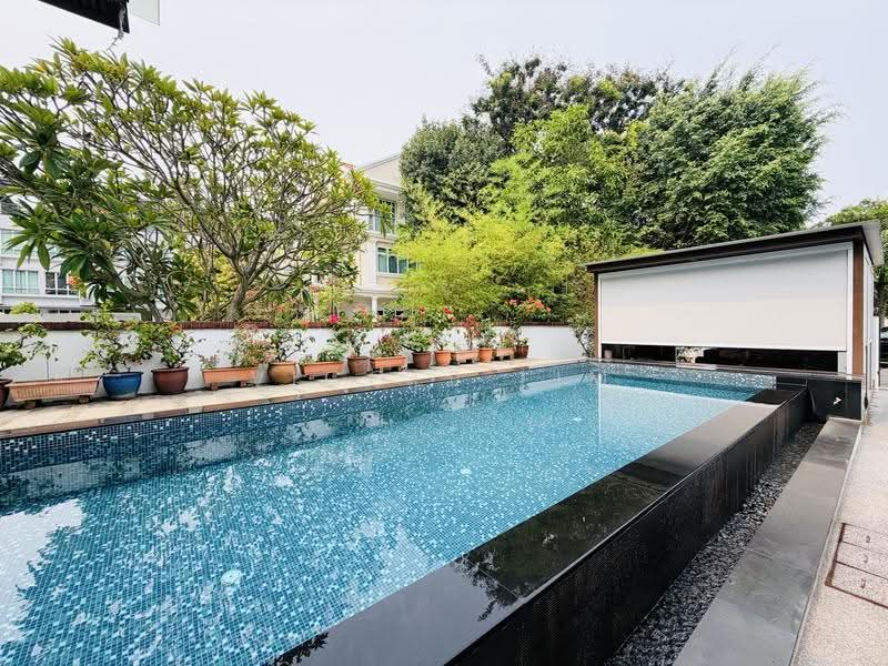 Rare Freehold 2-Storey Corner Terrace at West Coast Road, West Coast Road, Buona Vista / West Coast / Clementi New Town, 5 Bedrooms, 4,000 sqft, Corner Terrace For Sale, by Vicole Lim, 500288456 - Exterior - PropertyGuru.com.sg