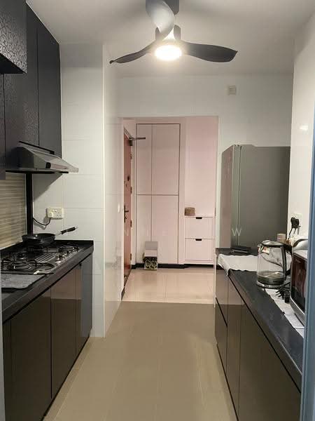 671A Yishun Avenue 4, 671A Yishun Avenue 4, Sembawang / Yishun, 2 Bedrooms, 732 sqft, HDB Flat For Sale, by Joanne Law, 500288458 - Kitchen - PropertyGuru.com.sg