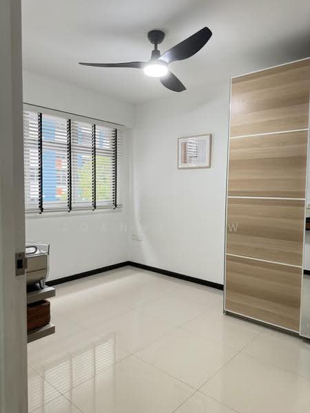 671A Yishun Avenue 4, 671A Yishun Avenue 4, Sembawang / Yishun, 2 Bedrooms, 732 sqft, HDB Flat For Sale, by Joanne Law, 500288458 - PropertyGuru.com.sg