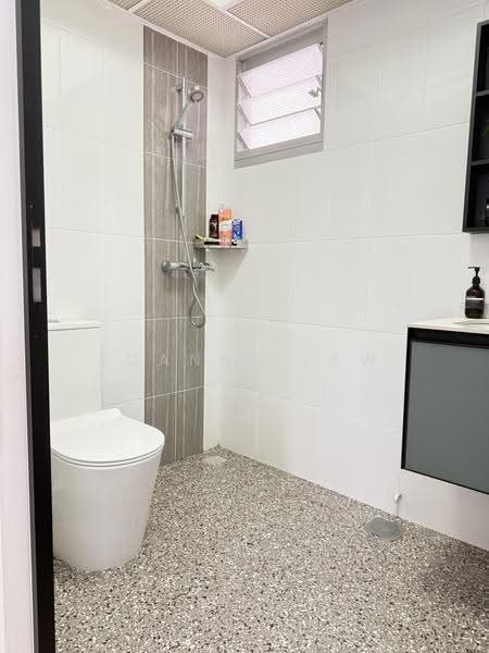 671A Yishun Avenue 4, 671A Yishun Avenue 4, Sembawang / Yishun, 2 Bedrooms, 732 sqft, HDB Flat For Sale, by Joanne Law, 500288458 - Bathroom - PropertyGuru.com.sg