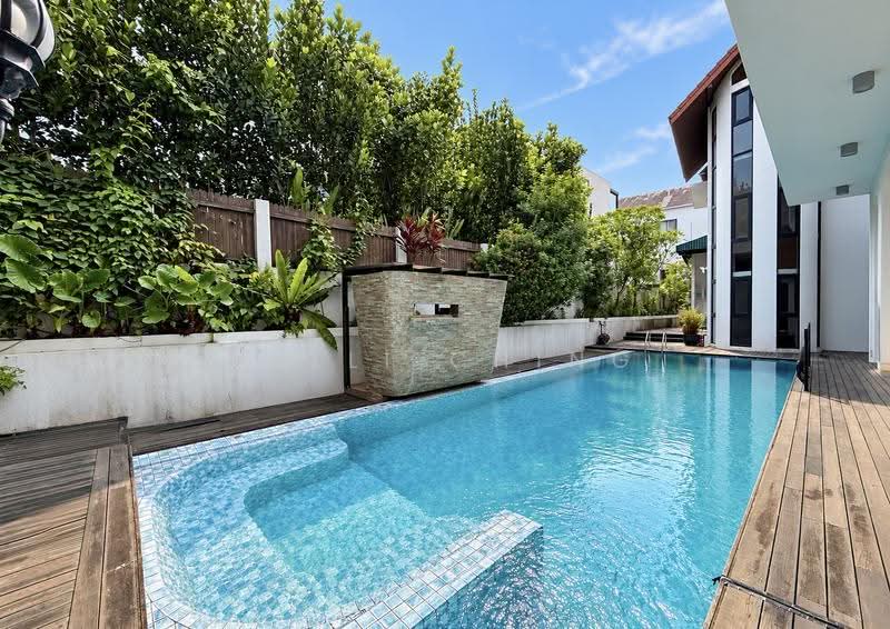 2-in-1 GCBA Hilltop Bungalow with Lift, Pool within prime Chancery estate (Dist 11), Newton / Novena, 10+ Bedrooms, 25,000 sqft, Good Class Bungalow For Sale, by Willi Ching, 500288460 - Pool - PropertyGuru.com.sg
