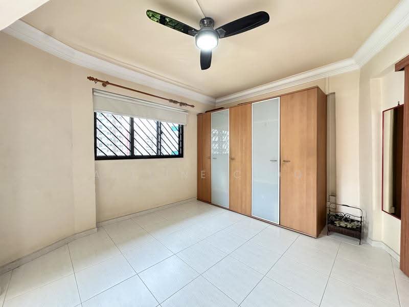 328 Hougang Avenue 5, 328 Hougang Avenue 5, Hougang / Punggol / Sengkang, 3 Bedrooms, 1,033 sqft, HDB Flat For Sale, by Adeline Choo, 500288463 - PropertyGuru.com.sg