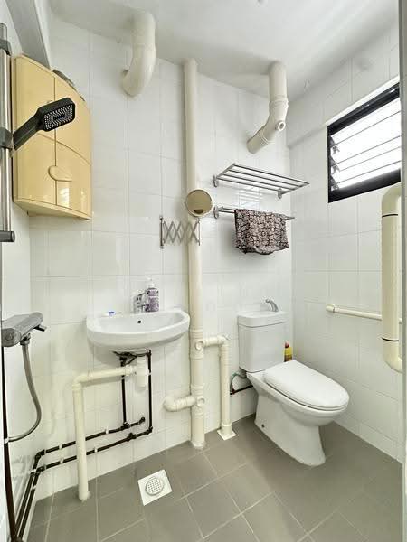 328 Hougang Avenue 5, 328 Hougang Avenue 5, Hougang / Punggol / Sengkang, 3 Bedrooms, 1,033 sqft, HDB Flat For Sale, by Adeline Choo, 500288463 - PropertyGuru.com.sg