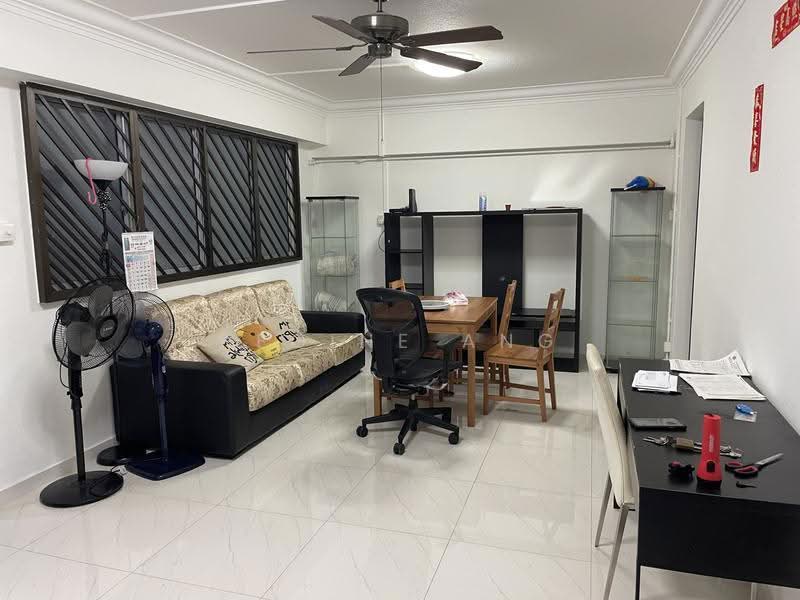 462 Crawford Lane, 462 Crawford Lane, Beach Road / Bugis / Rochor, 4 Bedrooms, 670 sqft, HDB Flat For Rent, by Regine Ang, 500288487 - Living Room - PropertyGuru.com.sg