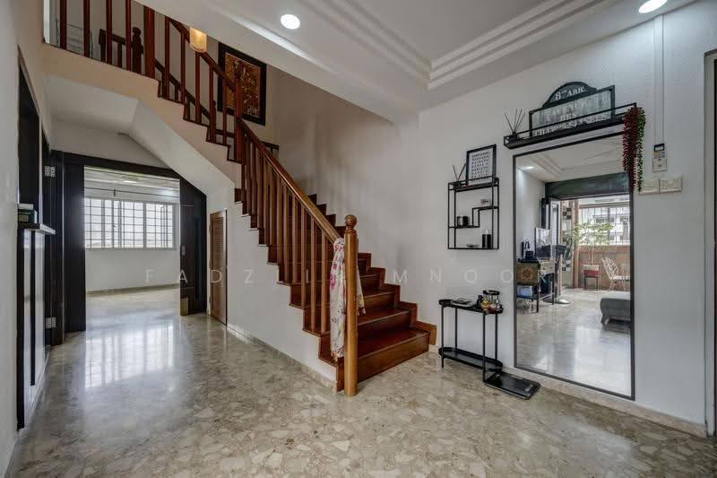 101 Pasir Ris Street 12, 101 Pasir Ris Street 12, Pasir Ris / Tampines, 4 Bedrooms, 1,604 sqft, HDB Flat For Sale, by Fadzlin MNoor, 500288495 - Stairway - PropertyGuru.com.sg