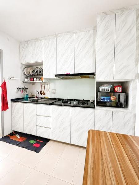 107B Canberra Street, 107B Canberra Street, Sembawang / Yishun, 3 Bedrooms, 1,001 sqft, HDB Flat For Sale, by Mohana Vel T Kasi, 500288502 - Kitchen - PropertyGuru.com.sg