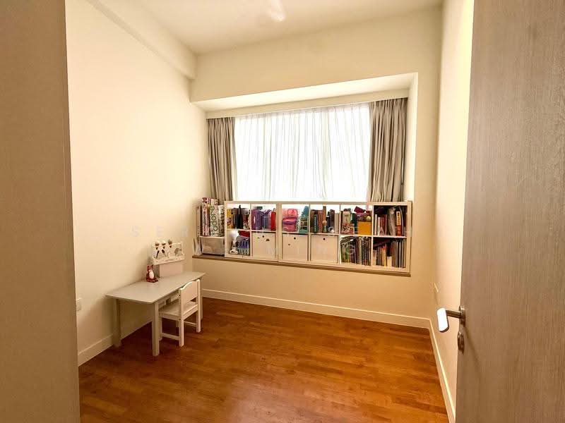 d'Leedon (Former Farrer Court), 7 Leedon Heights, Tanglin / Holland / Bukit Timah, 3 Bedrooms, 1,216 sqft, Condominium For Sale, by Sergius Seah Weiming, 500288518 - Common Bedroom 2 - PropertyGuru.com.sg