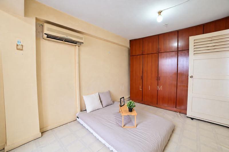 Blk 1 hougang avenue 3, Avenue 3, 2 Bedrooms, 753 sqft, HDB Flat For Sale, by Colleen Lim, 500288523 - Bedroom - PropertyGuru.com.sg