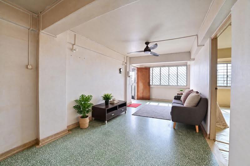 Blk 1 hougang avenue 3, Avenue 3, 2 Bedrooms, 753 sqft, HDB Flat For Sale, by Colleen Lim, 500288523 - Living Room - PropertyGuru.com.sg
