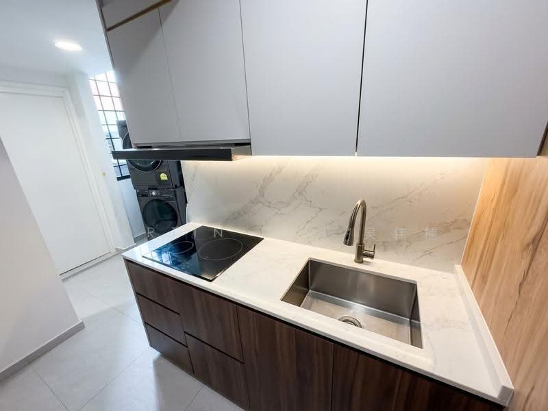 Nouvelle Park, 131 Poh Huat Road West, Hougang / Punggol / Sengkang, 3 Bedrooms, 1,119 sqft, Condominium For Sale, by Martin Goh 吴伟楠, 500288537 - Kitchen - PropertyGuru.com.sg