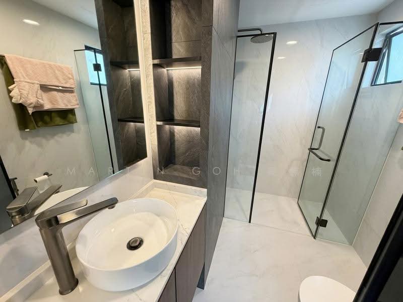 Nouvelle Park, 131 Poh Huat Road West, Hougang / Punggol / Sengkang, 3 Bedrooms, 1,119 sqft, Condominium For Sale, by Martin Goh 吴伟楠, 500288537 - Bathroom - PropertyGuru.com.sg
