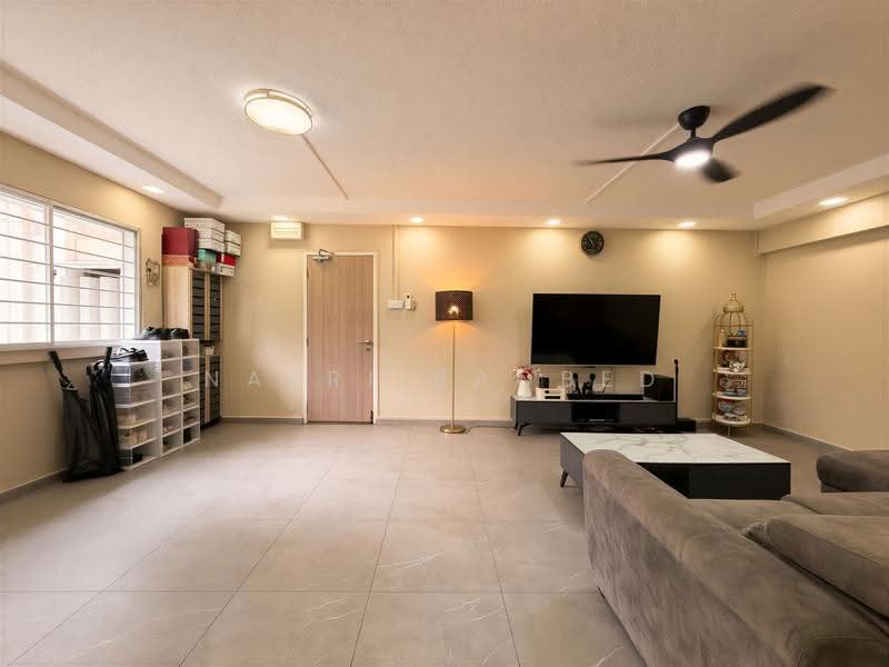 436 Jurong West Avenue 1, 436 Jurong West Avenue 1, Boon Lay / Jurong / Tuas, 3 Bedrooms, 1,431 sqft, HDB Flat For Sale, by Nazri Baobed, 500288538 - Living Room - PropertyGuru.com.sg