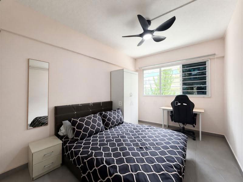 436 Jurong West Avenue 1, 436 Jurong West Avenue 1, Boon Lay / Jurong / Tuas, 3 Bedrooms, 1,431 sqft, HDB Flat For Sale, by Nazri Baobed, 500288538 - Bedroom - PropertyGuru.com.sg