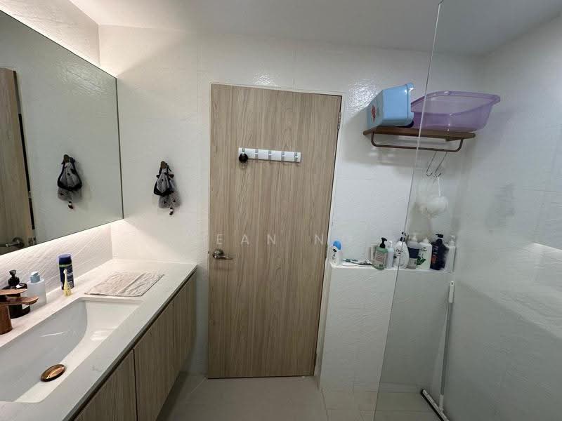 The Sunny Spring, 50 Lorong 40 Geylang, Eunos / Geylang / Paya Lebar, 3 Bedrooms, 1,066 sqft, Apartment For Sale, by Sean Ng, 500288594 - Bathroom - PropertyGuru.com.sg