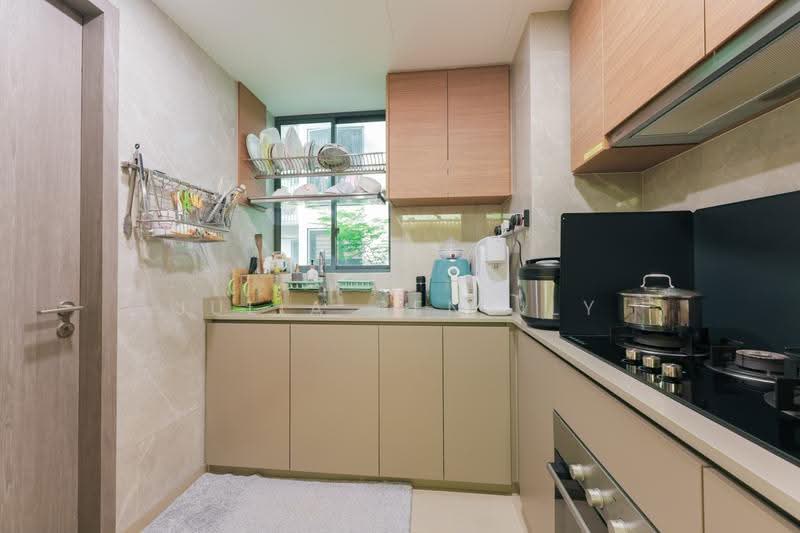 Affinity At Serangoon, Hougang / Punggol / Sengkang, 4 Bedrooms, 1,410 sqft, Condominium For Sale, by Julia Bensily, 500288598 - Kitchen - PropertyGuru.com.sg