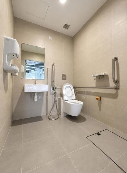 453 Balestier Road, Balestier / Toa Payoh, 760 sqft, Food & Beverage For Rent, by LHN Group Pte Ltd, 500288600 - Bathroom - CommercialGuru.com.sg