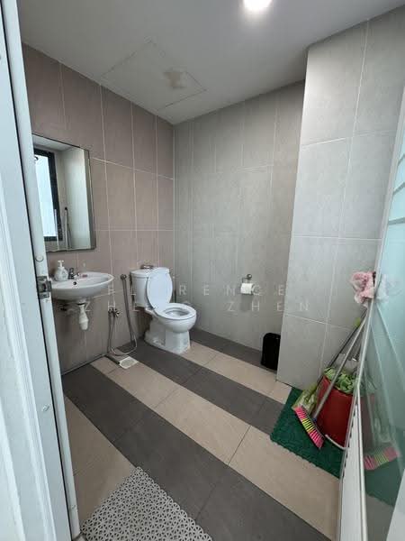 Woodlands 11, 11 Woodlands Close, Admiralty / Woodlands, 1,830 sqft, Light Industrial (B1) For Sale, by Florence Zheng Zhen, 500288618 - CommercialGuru.com.sg