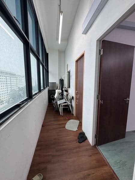 Woodlands 11, 11 Woodlands Close, Admiralty / Woodlands, 1,830 sqft, Light Industrial (B1) For Sale, by Florence Zheng Zhen, 500288618 - CommercialGuru.com.sg