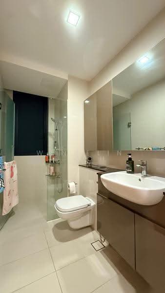 The Trilinq, 28A Jalan Lempeng, Buona Vista / West Coast / Clementi New Town, 3 Bedrooms, 1,356 sqft, Condominium For Rent, by Wendeline Goh, 500288619 - Bathroom - PropertyGuru.com.sg