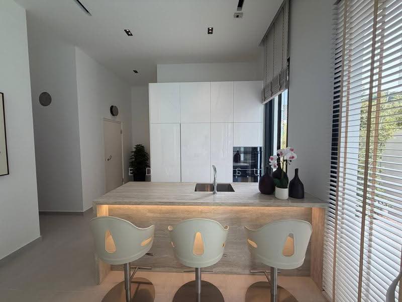 D15 Siglap / Marine Parade Brand New Freehold Detached House | Pool & Lift, East Coast / Marine Parade, 5 Bedrooms, 9,280 sqft, Detached House For Sale, by Edwin Su, 500288623 - Kitchen - PropertyGuru.com.sg