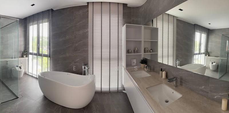 D15 Siglap / Marine Parade Brand New Freehold Detached House | Pool & Lift, East Coast / Marine Parade, 5 Bedrooms, 9,280 sqft, Detached House For Sale, by Edwin Su, 500288623 - Bathroom - PropertyGuru.com.sg