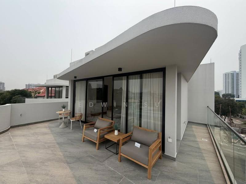 D15 Siglap / Marine Parade Brand New Freehold Detached House | Pool & Lift, East Coast / Marine Parade, 5 Bedrooms, 9,280 sqft, Detached House For Sale, by Edwin Su, 500288623 - Balcony - PropertyGuru.com.sg