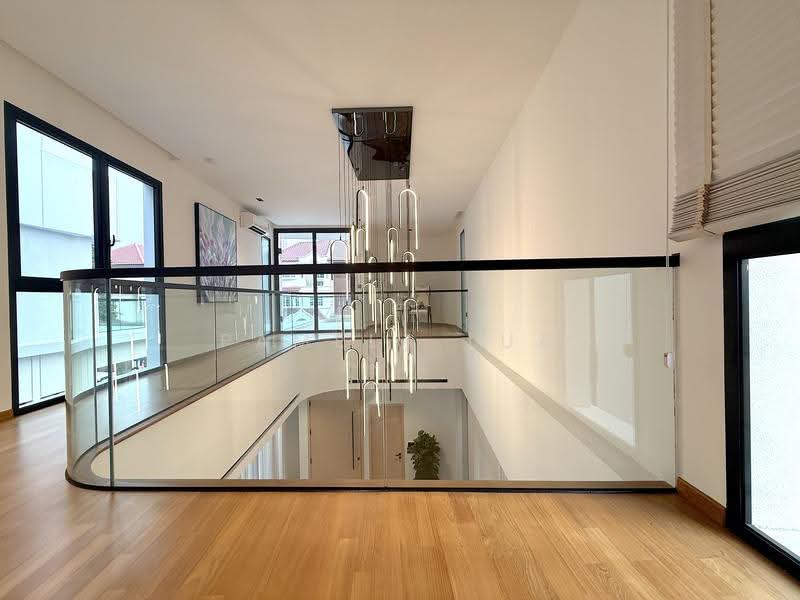D15 BRAND NEW FREEHOLD 5Bed 5Bath Detached Landed @ Siglap!, Siglap Road, Frankel Road, East Coast Road, East Coast / Marine Parade, 5 Bedrooms, 9,407 sqft, Detached House For Sale, by Pamela Lua, 500288628 - Interior - PropertyGuru.com.sg
