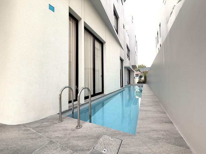 D15 BRAND NEW FREEHOLD 5Bed 5Bath Detached Landed @ Siglap!, Siglap Road, Frankel Road, East Coast Road, East Coast / Marine Parade, 5 Bedrooms, 9,407 sqft, Detached House For Sale, by Pamela Lua, 500288628 - Exterior - PropertyGuru.com.sg
