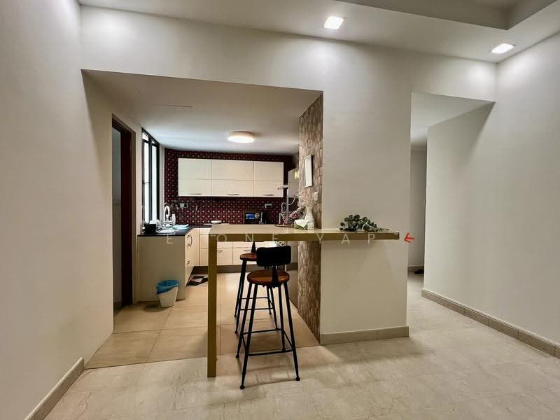 Simsville, 2 Geylang East Avenue 2, Eunos / Geylang / Paya Lebar, Room Rental, 110 sqft, Condominium For Rent, by Evone Yap, 500288650 - Kitchen - PropertyGuru.com.sg