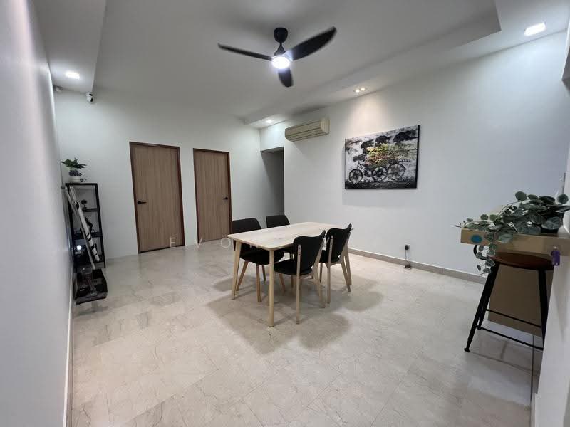 Simsville, 2 Geylang East Avenue 2, Eunos / Geylang / Paya Lebar, Room Rental, 110 sqft, Condominium For Rent, by Evone Yap, 500288650 - Dining Room - PropertyGuru.com.sg