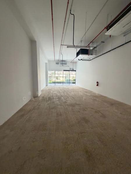 Sky Eden @ Bedok, 1 Bedok Central, Bedok / Upper East Coast, 1,184 sqft, Mall Shop For Rent, by MJ ZHUO, 500288671 - Interior - CommercialGuru.com.sg