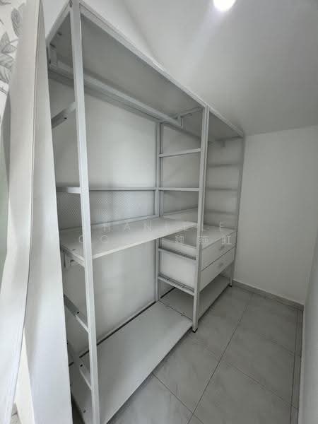 Balestier Apartment Kim Keat, Balestier / Toa Payoh, Room Rental, 290 sqft, Apartment For Rent, by Shanelle Gooi 魏燕虹, 500288675 - Walk in wardrobe - PropertyGuru.com.sg