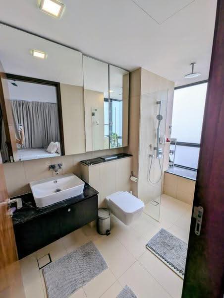 Spottiswoode Residences, 48 Spottiswoode Park Road, Chinatown / Tanjong Pagar, 2 Bedrooms, 926 sqft, Condominium For Rent, by Su-san Han, 500288680 - Bathroom - PropertyGuru.com.sg