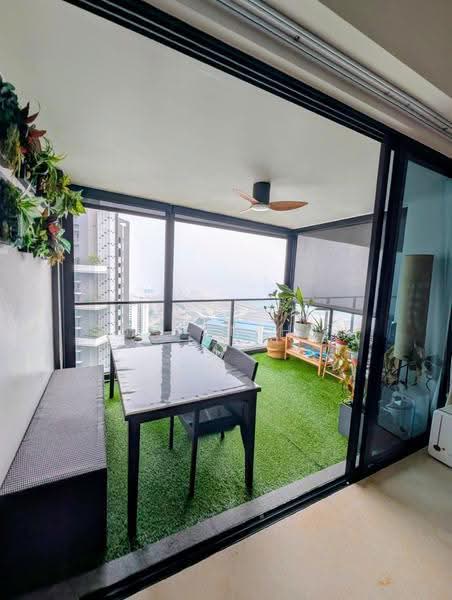 Spottiswoode Residences, 48 Spottiswoode Park Road, Chinatown / Tanjong Pagar, 2 Bedrooms, 926 sqft, Condominium For Rent, by Su-san Han, 500288680 - Balcony - PropertyGuru.com.sg