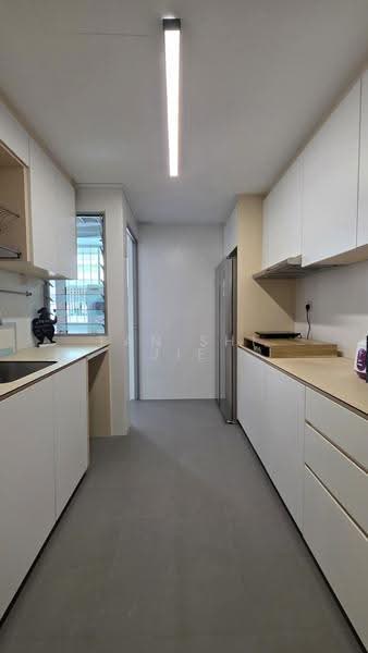 Whitewater, 23 Pasir Ris Street 72, Pasir Ris / Tampines, Room Rental, 110 sqft, Condominium For Rent, by Tan Shi Jie, 500288693 - Kitchen - PropertyGuru.com.sg