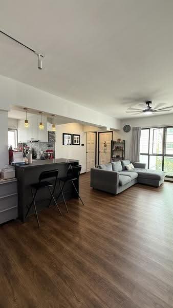 133 Edgedale Plains, 133 Edgedale Plains, Hougang / Punggol / Sengkang, 3 Bedrooms, 1,195 sqft, HDB Flat For Sale, by Rainie Ang, 500288696 - PropertyGuru.com.sg