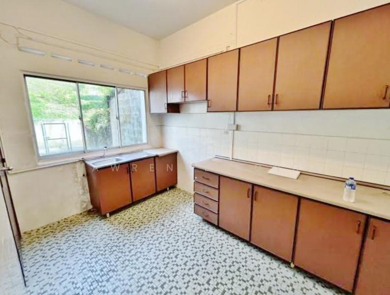 44 Jalan Pari Kikis, Jalan Pari Kikis, Bedok / Upper East Coast, 3 Bedrooms, 2,139 sqft, Terraced House For Rent, by Lawrence Hong, 500288703 - Kitchen - PropertyGuru.com.sg