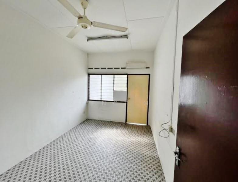 44 Jalan Pari Kikis, Jalan Pari Kikis, Bedok / Upper East Coast, 3 Bedrooms, 2,139 sqft, Terraced House For Rent, by Lawrence Hong, 500288703 - Interior - PropertyGuru.com.sg