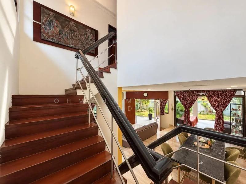 40 Jalan Chermat, Hougang / Punggol / Sengkang, 4 Bedrooms, 3,800 sqft, Bungalow House For Sale, by Regine Cher, 500288746 - Living Room - PropertyGuru.com.sg